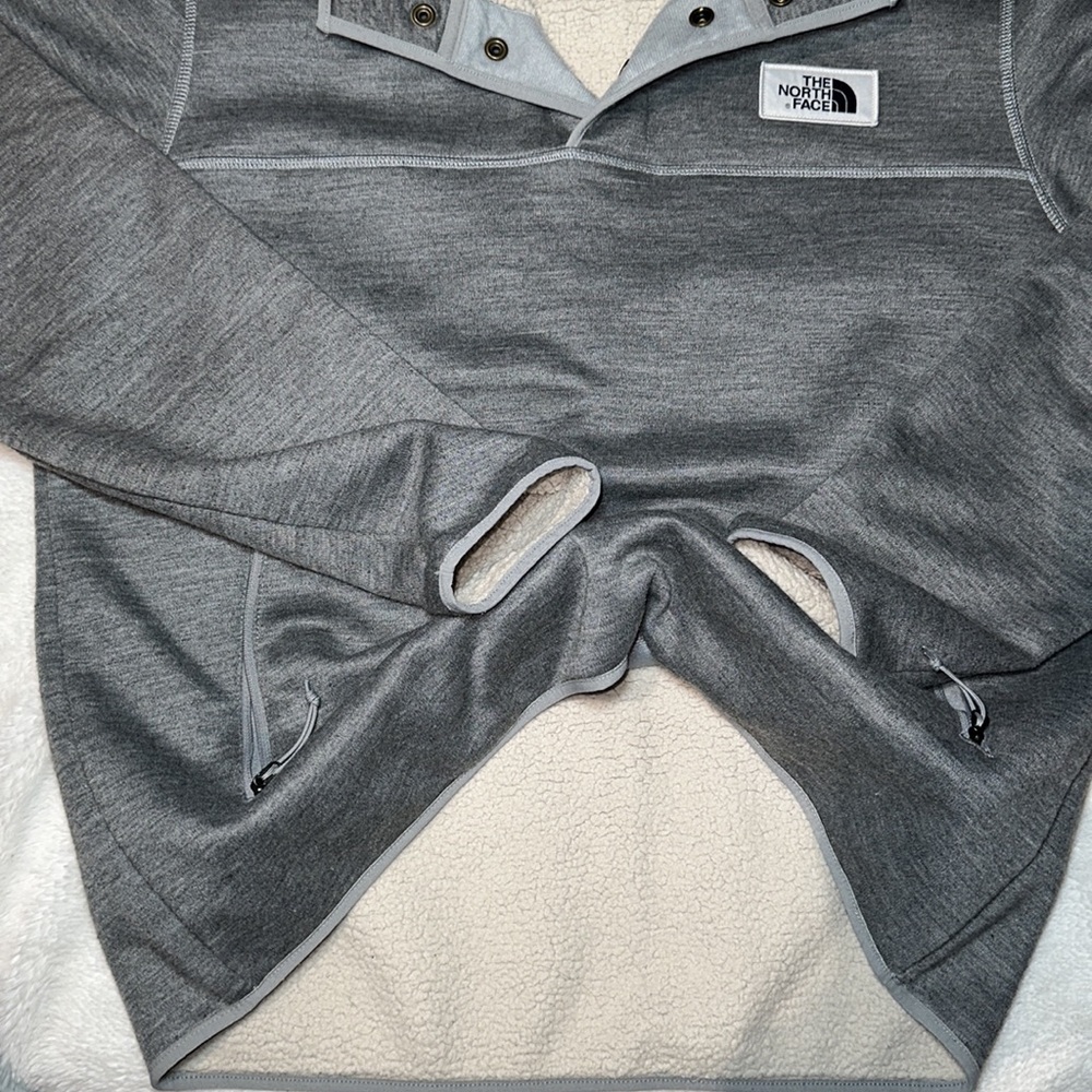 North Face Sherpa lined sweater - Picture 3 of 4